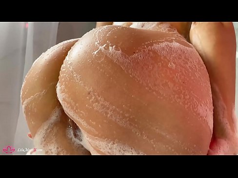 ❤️ Bruneta masturbuje kundu vibrátorem až k intenzivnímu orgasmu ve sprše ️ Tvrdé porno u cs.bestsexporno.ru ❌