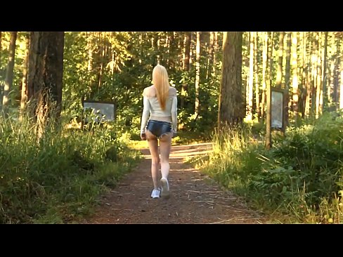 ❤️ Krásná žena se pohybuje pomalu, ne nahé video ️ Tvrdé porno u cs.bestsexporno.ru ❌